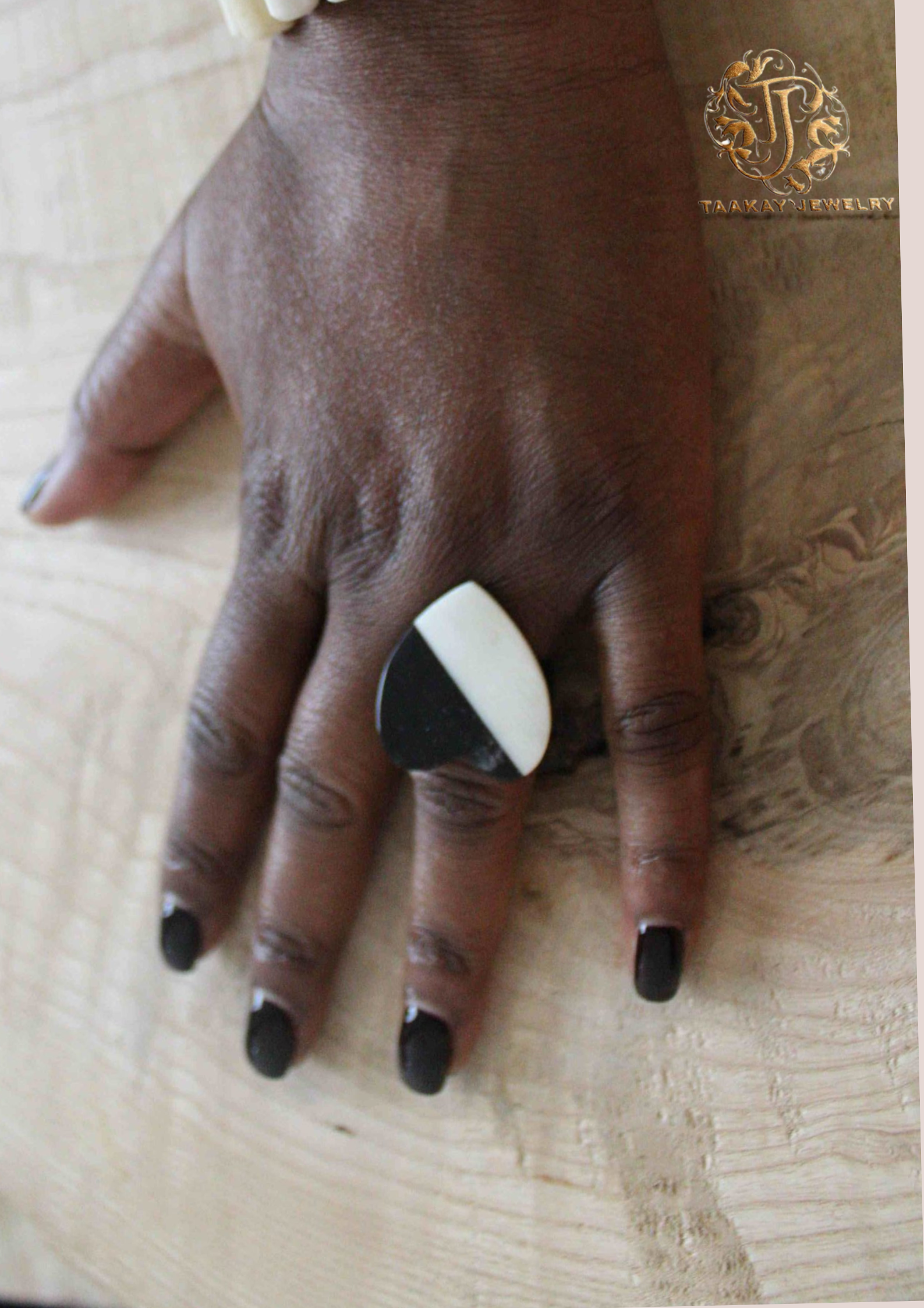 Bague en corne de zébu “Coeur tendre”