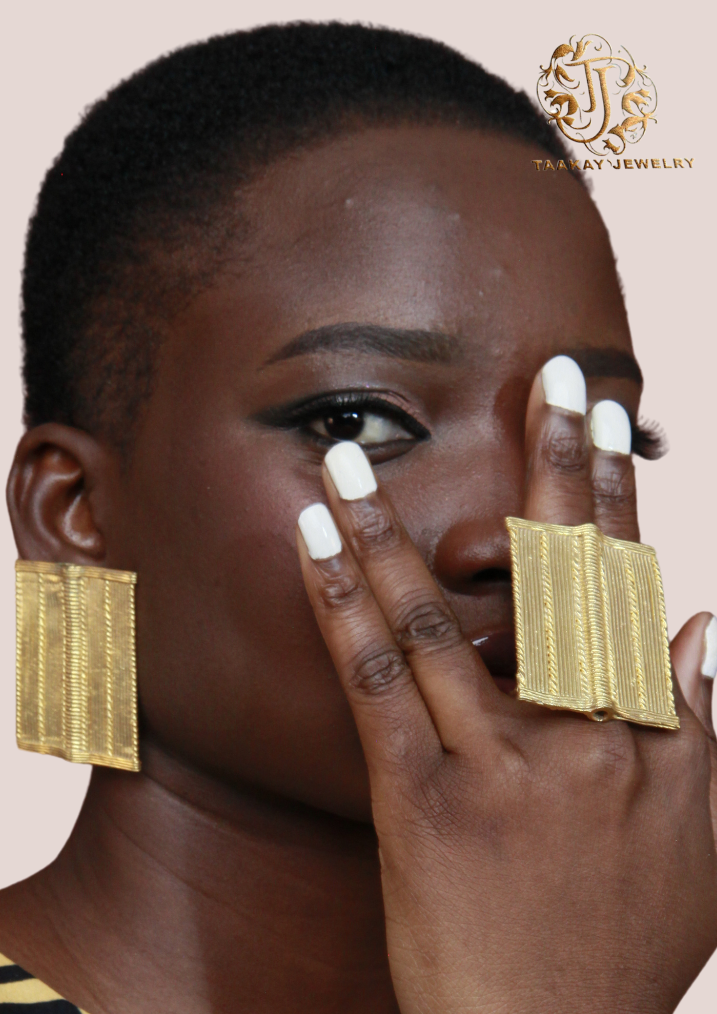 Boucles d’oreilles bronze “Abla Pokou”