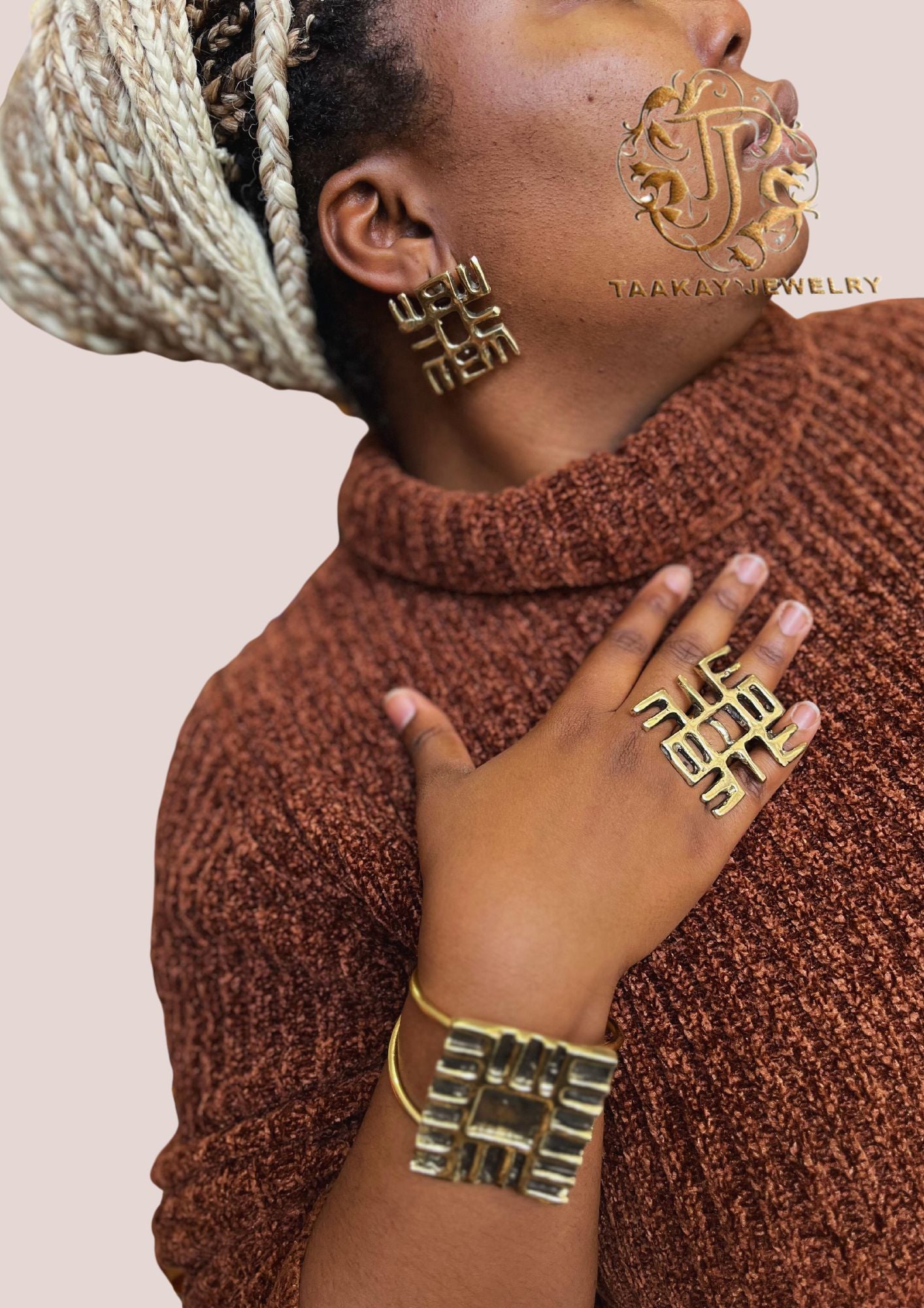 Boucles d'oreilles en bronze "Nea onnim no sua a ohu"