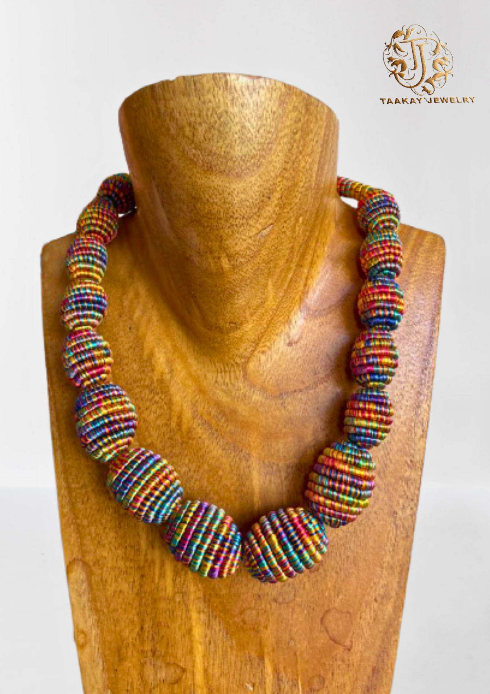 Collier ras de cou fils de soie "Lueur de Soie" multicolore