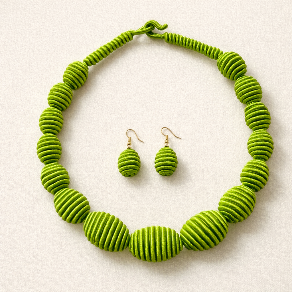 SAFARA – Parure artisanale en fil de soie | Bijoux du Sénégal
