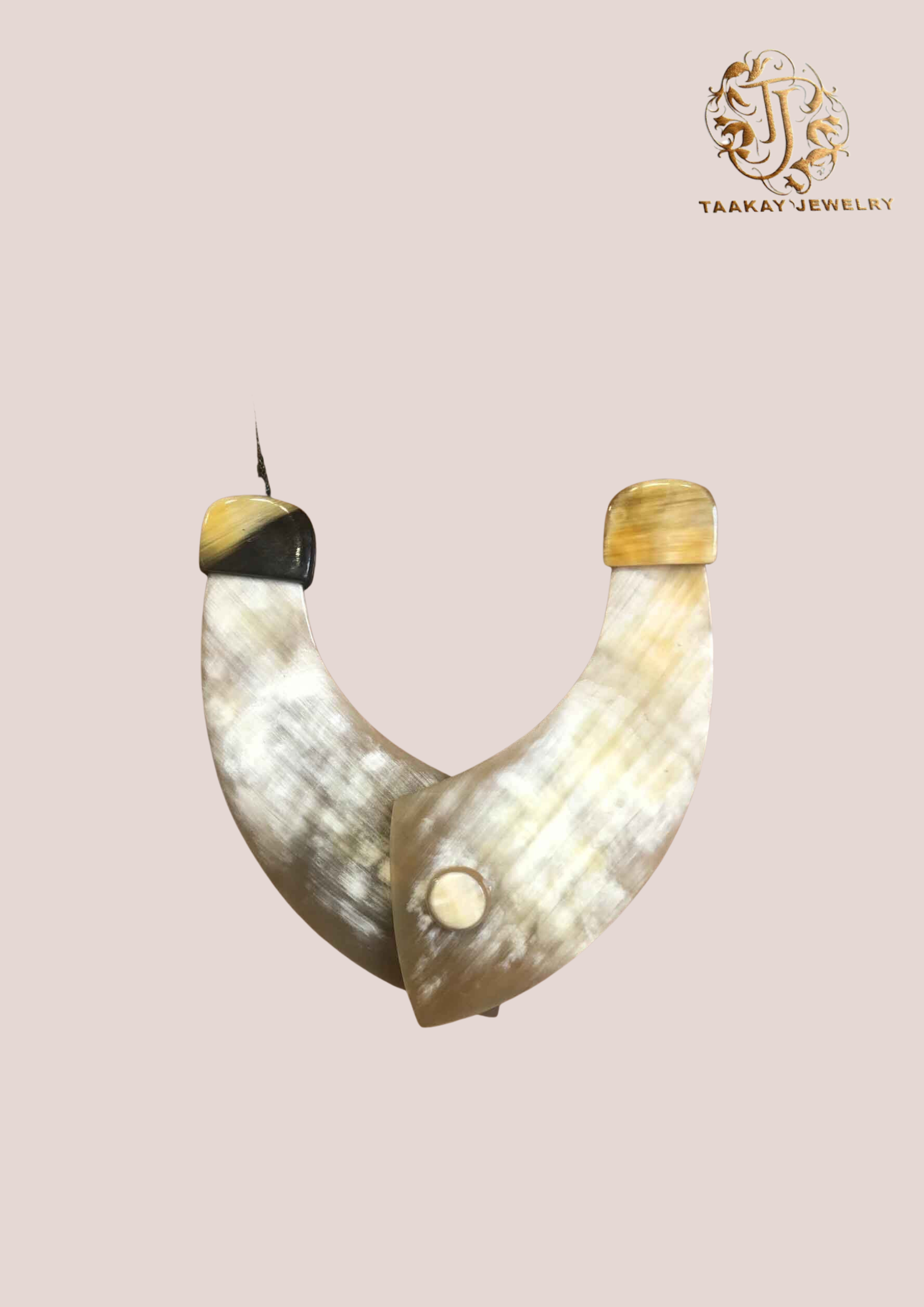 Collier en corne “Toky, la promesse”