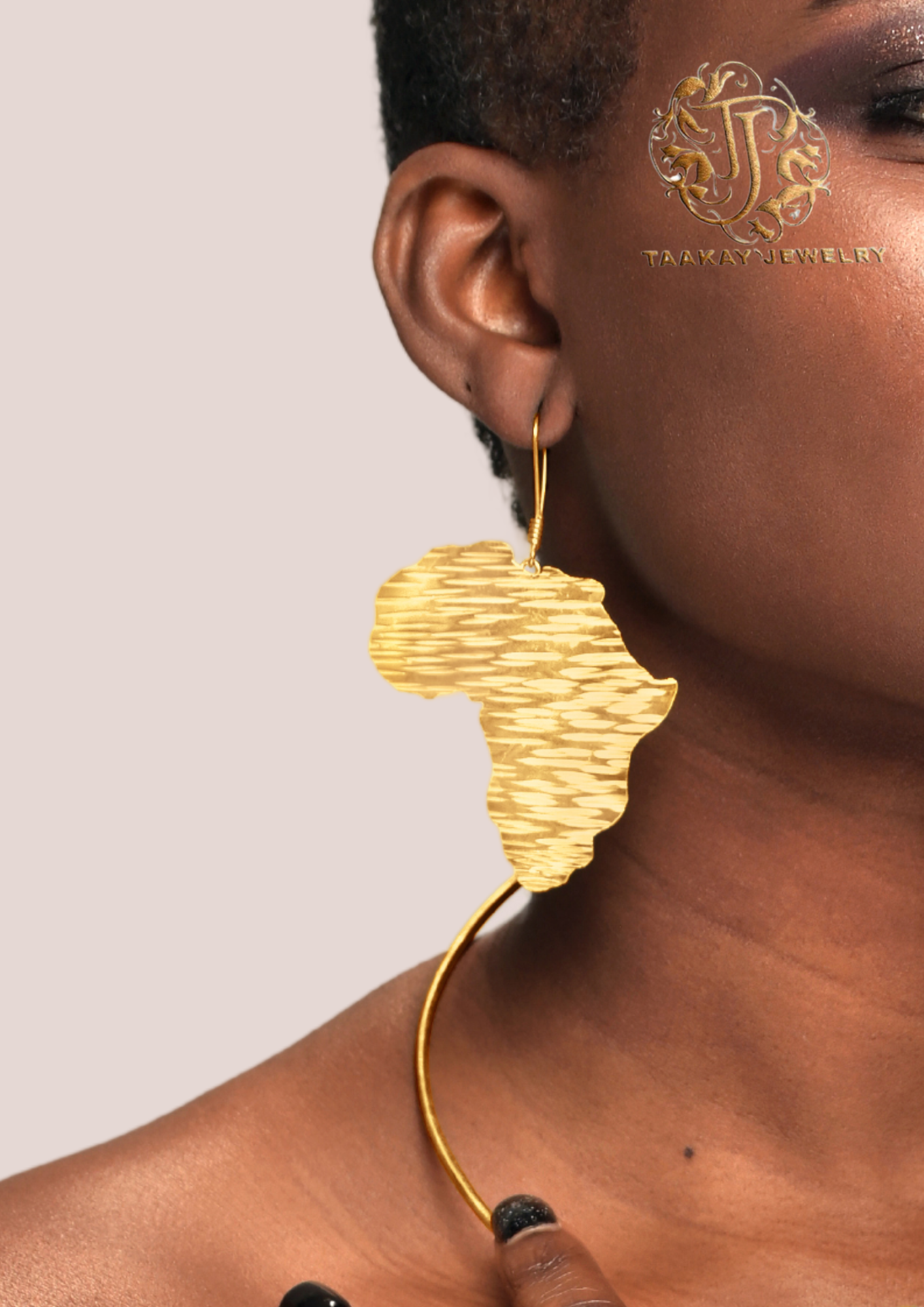 Boucles d’oreilles en bronze carte d’Afrique "Continent d'or"