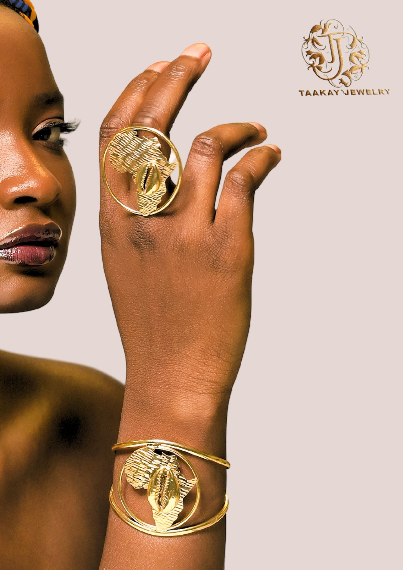 Parure bronze "Reine du Continent"