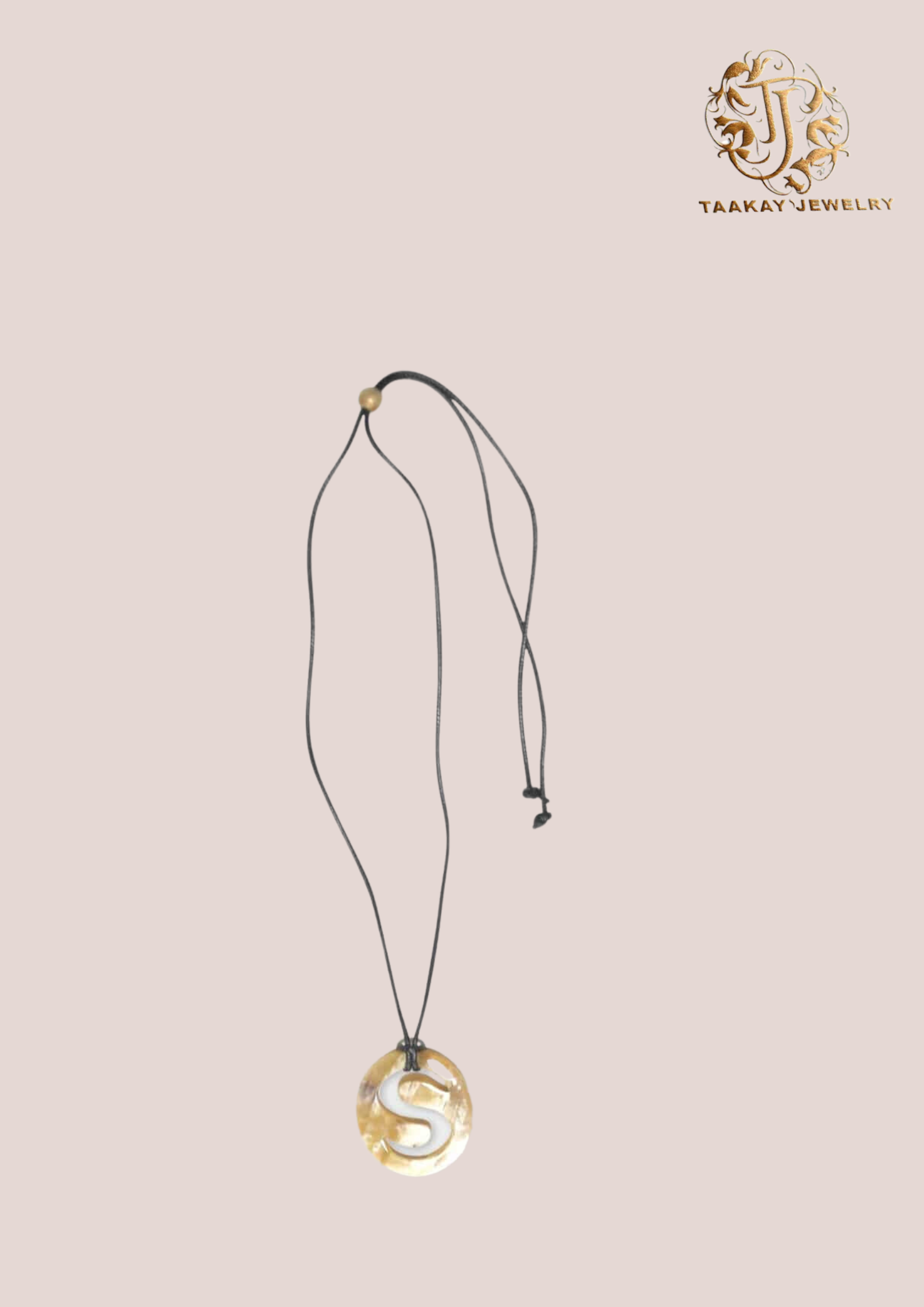 Collier en corne de zébu “Le Ying et le Yang”