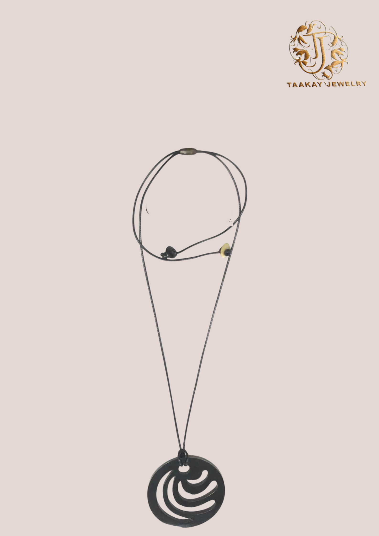 Collier en corne de zébu”Fara, la benjamine” (sautoir)