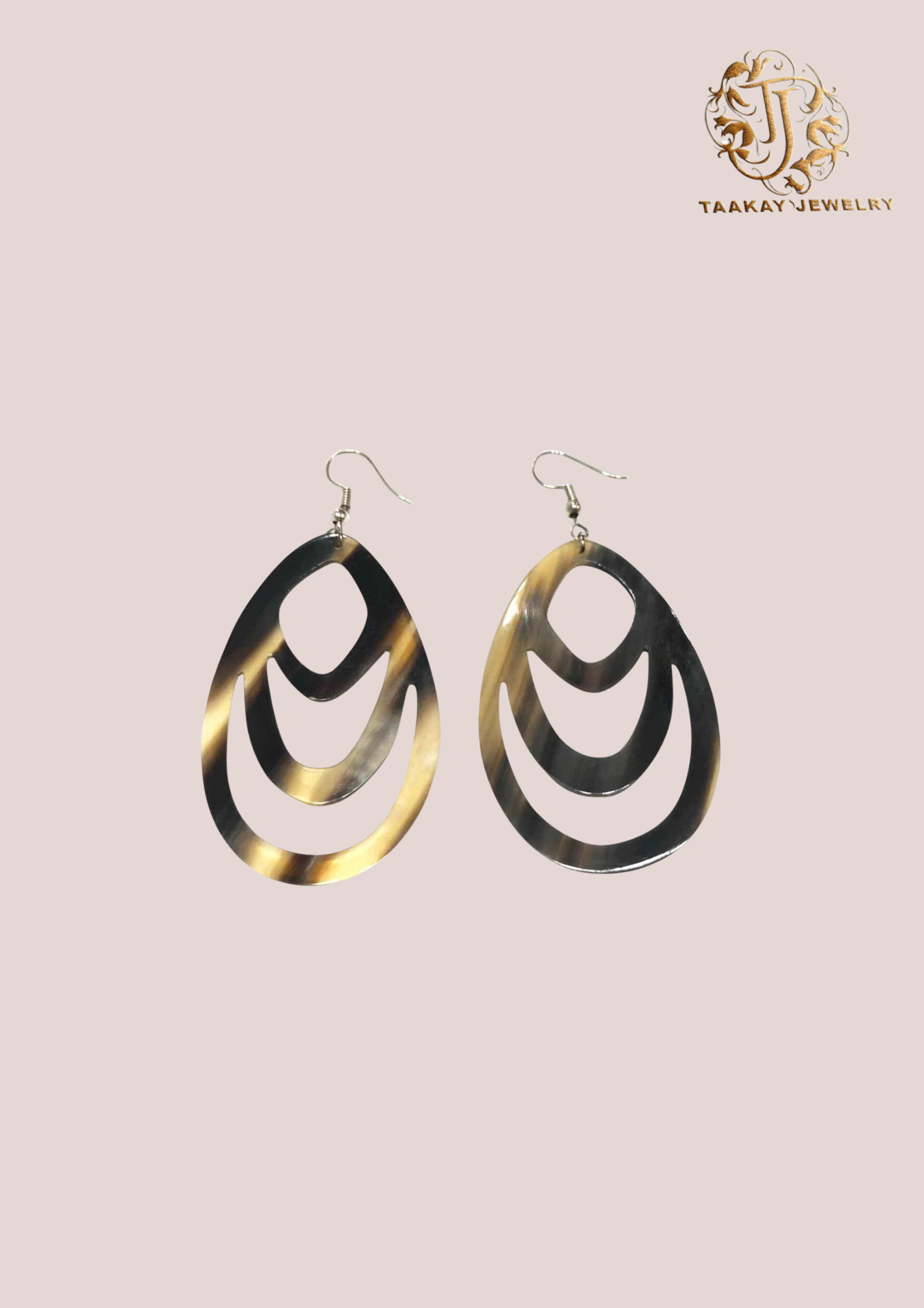 Boucles d’oreilles en corne “Lalao, la joie de vivre”