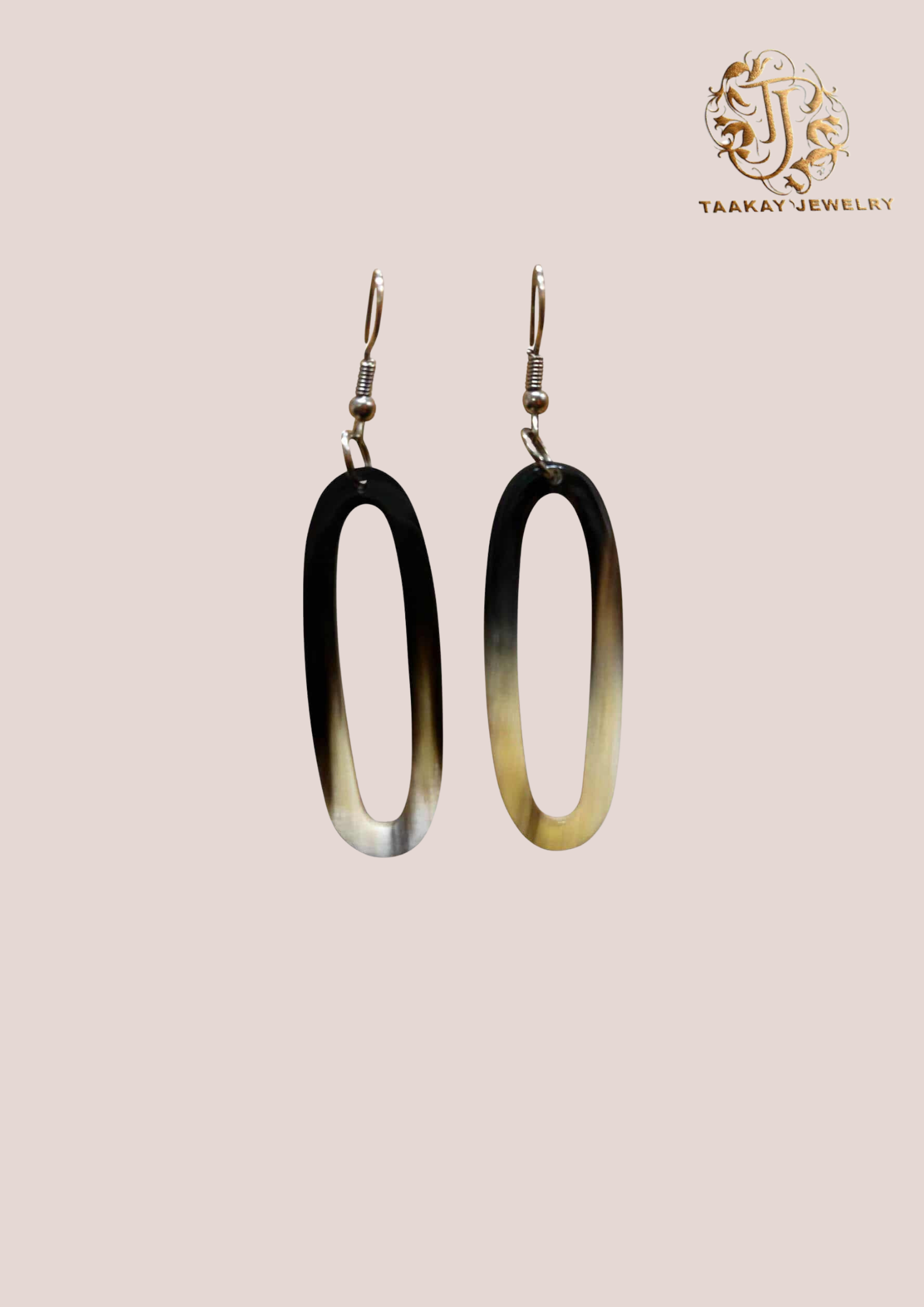 Boucles d’oreilles en corne “Fano le cadeau”