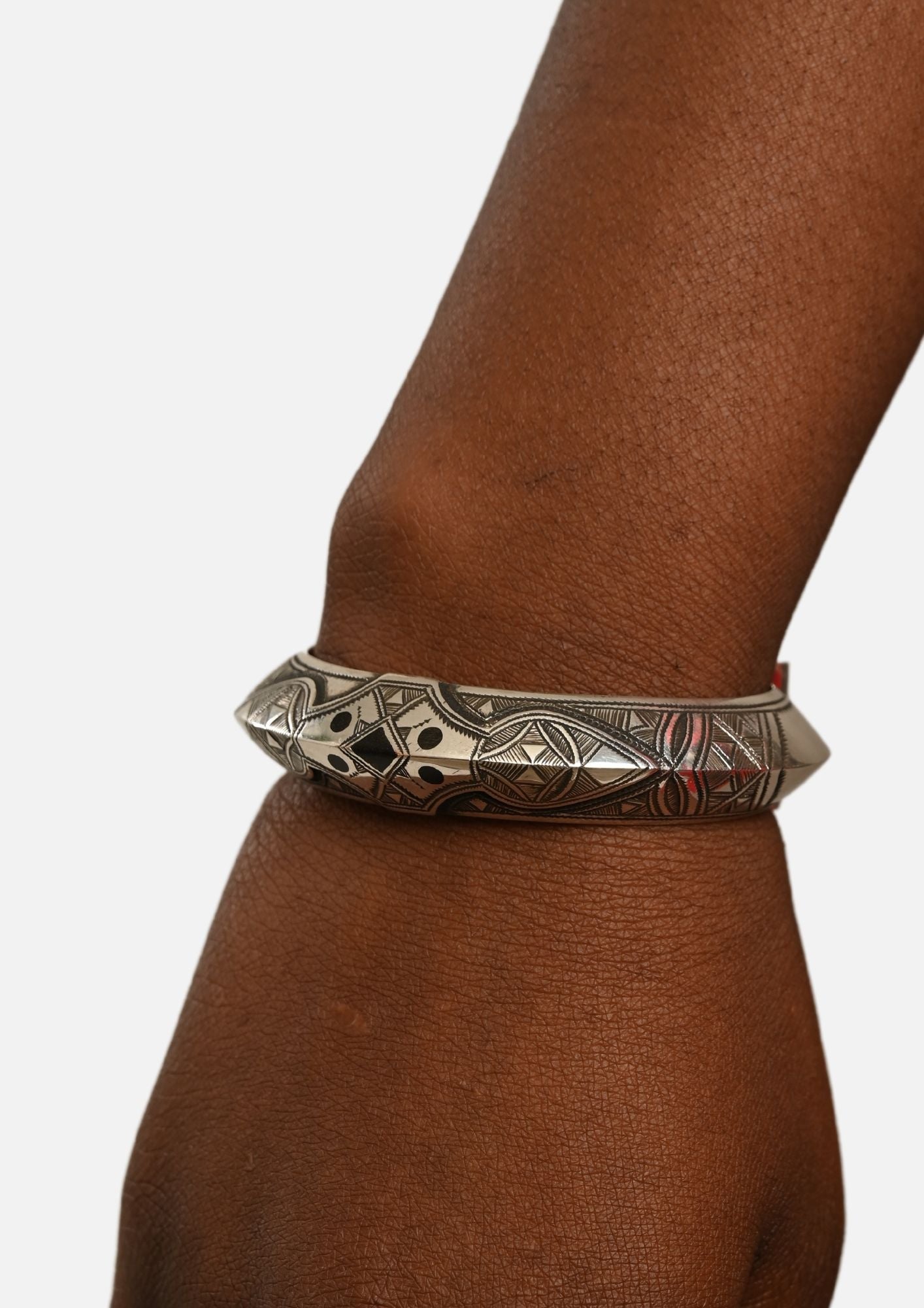 Bracelet Touareg "Éclat du Désert"