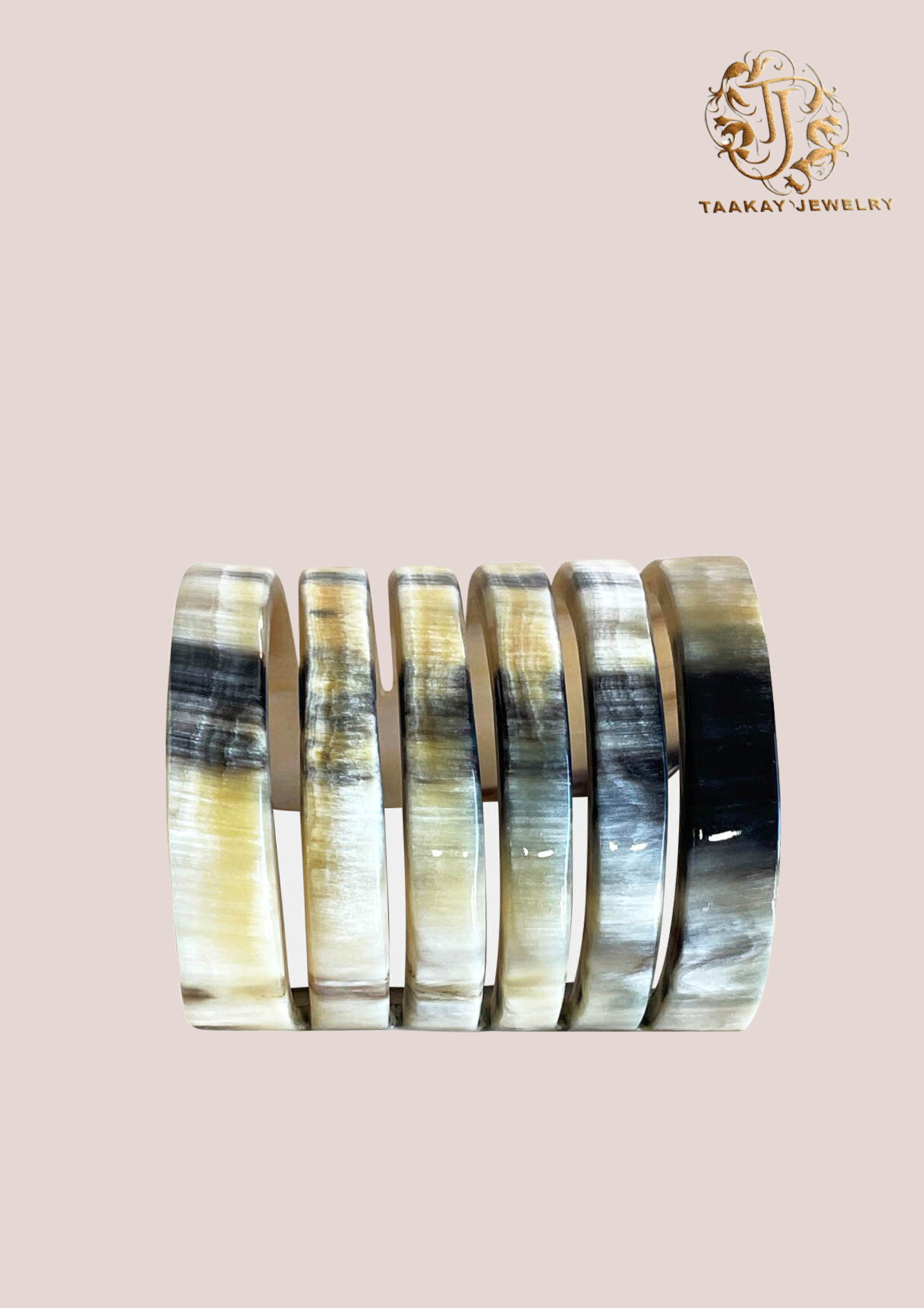 Bracelet corne manchette « Tahina, la protégée »
