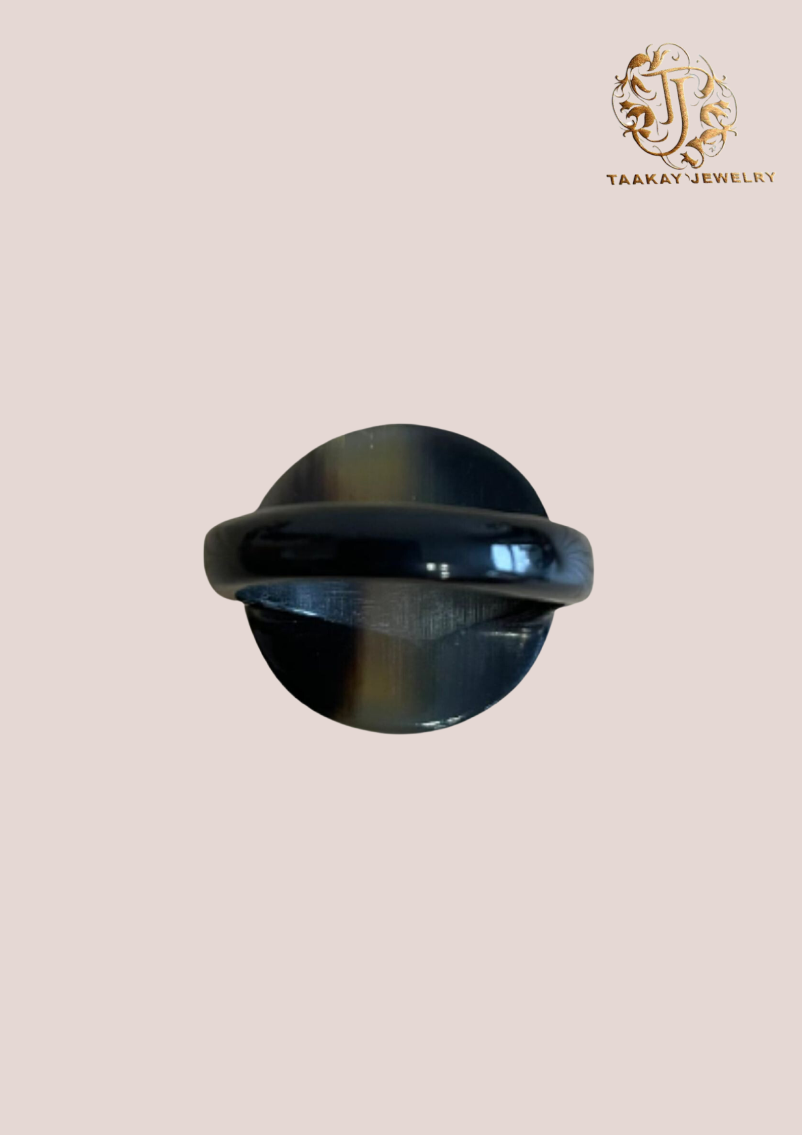 Bague en corne “la belle boule noire”