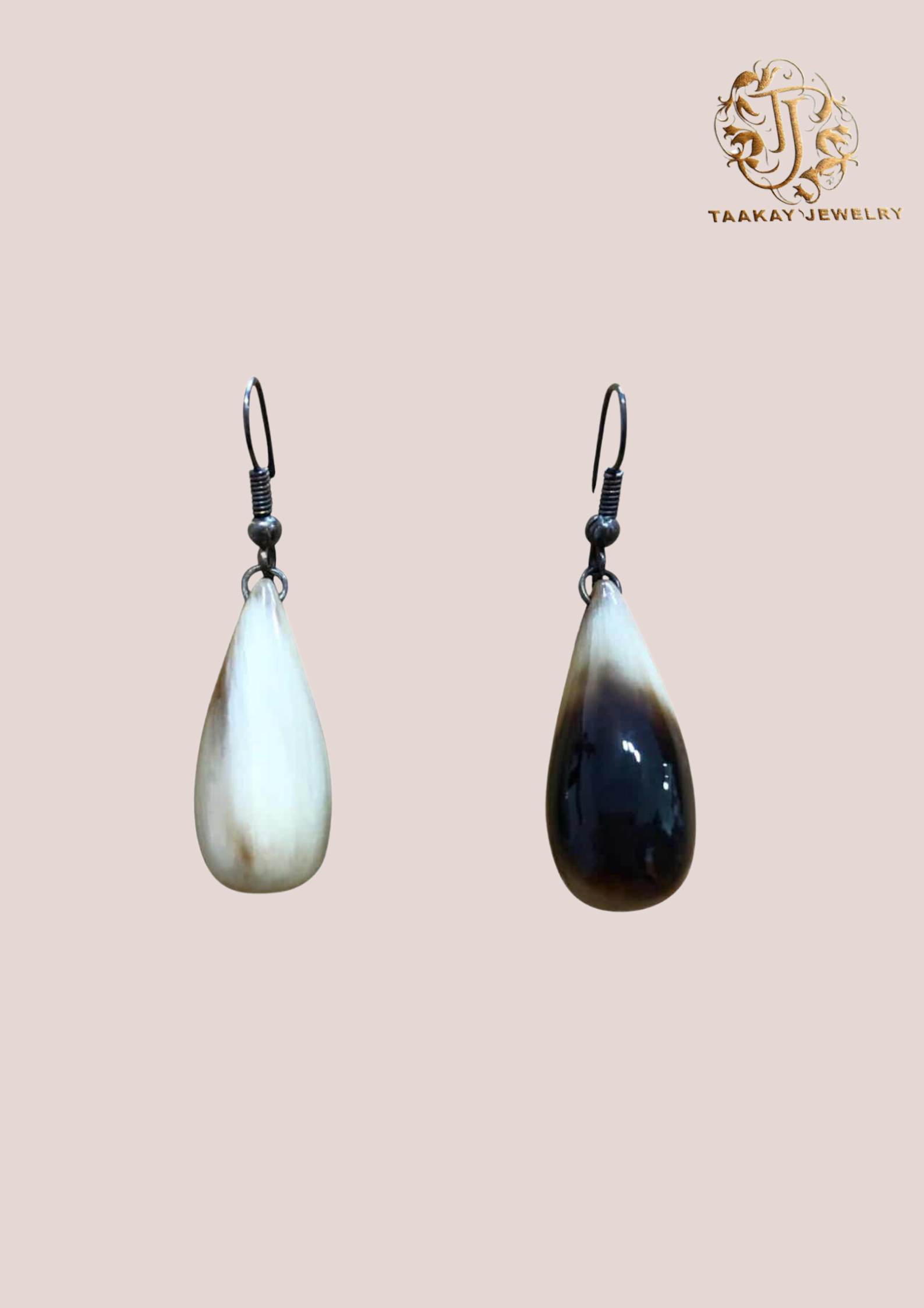 Boucles d’oreilles en corne “Nivo, la benjamine”