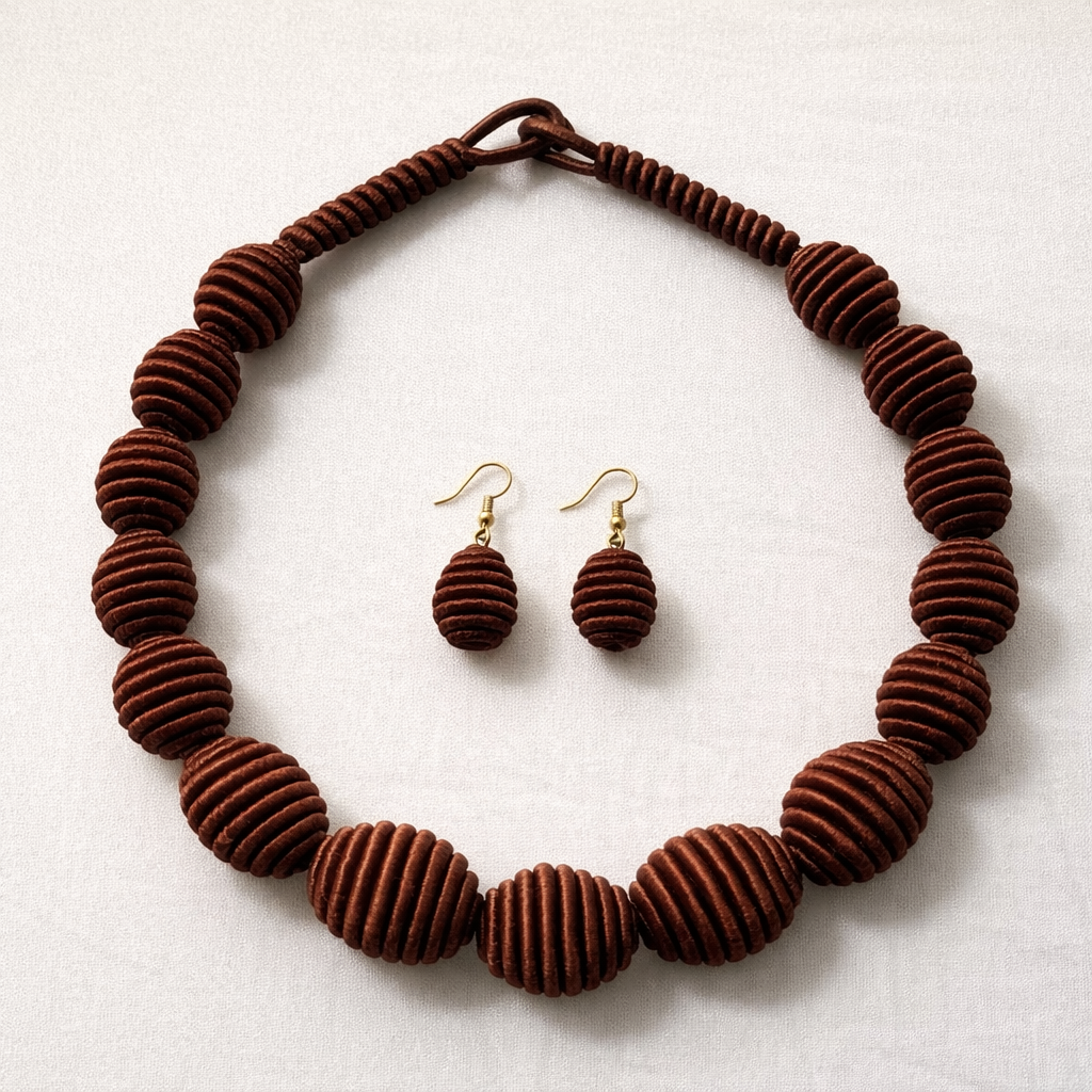 SAFARA – Parure artisanale en fil de soie | Bijoux du Sénégal