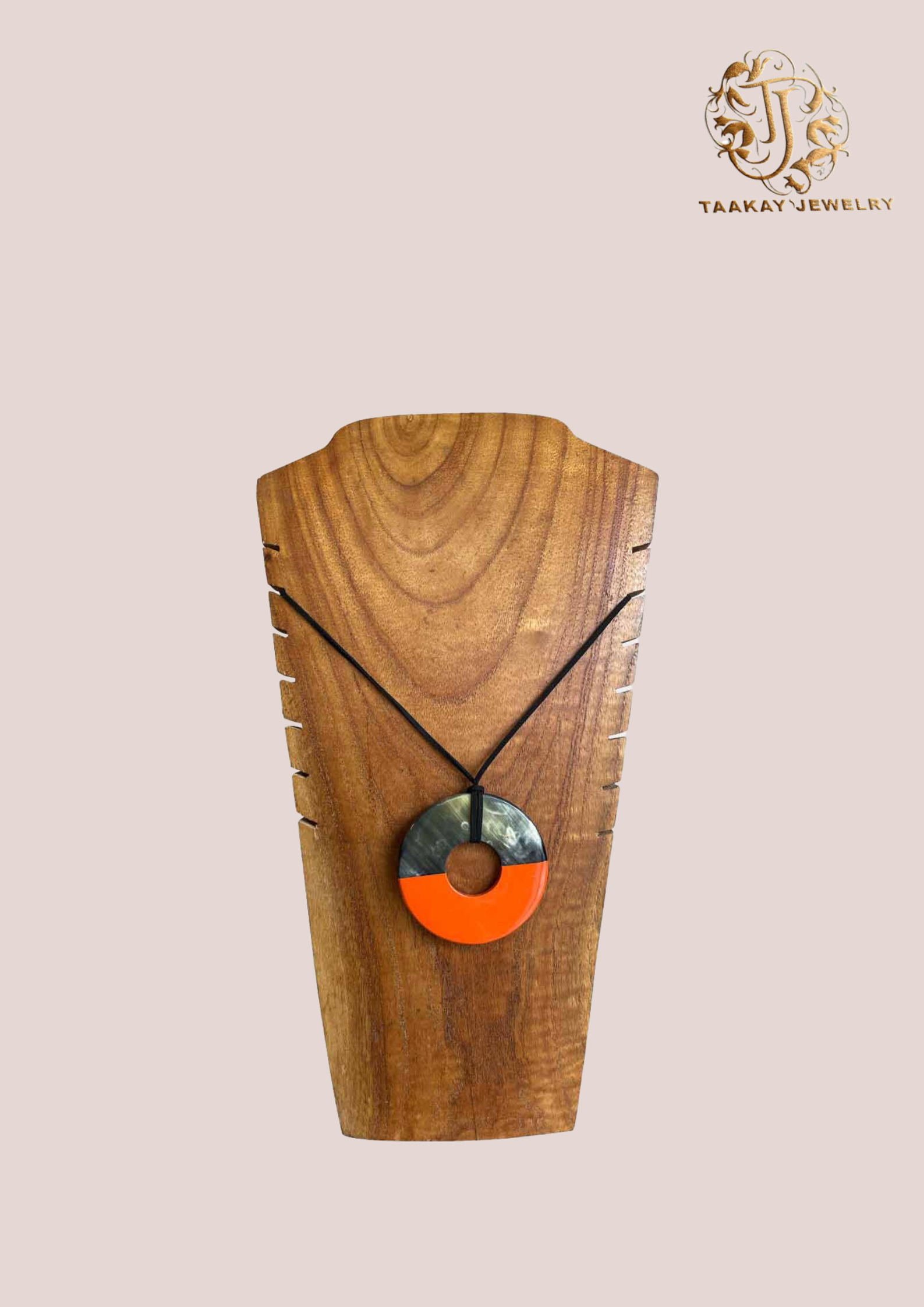 Collier en corne “Lalaina”